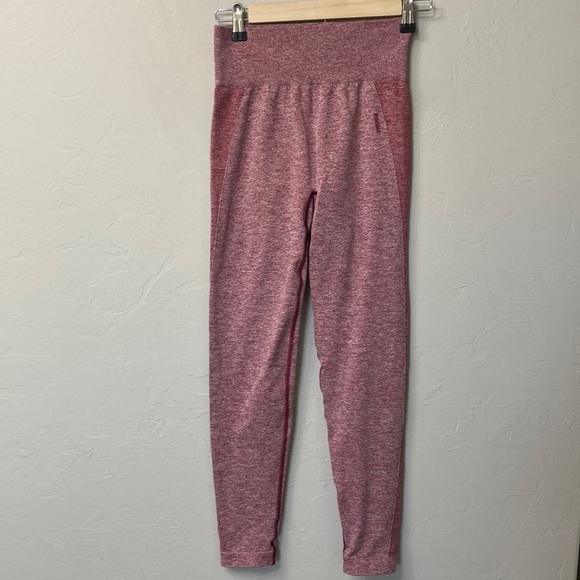 Gymshark pink crop leggings size medium - Picture 1 of 9